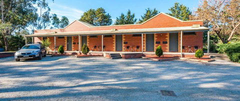 COMFORT INN COACH AND BUSHMANS - Accommodation Daintree 6