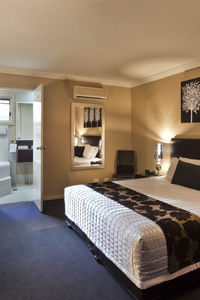Ambassador On Ruthven - Toowoomba - Accommodation Daintree 1