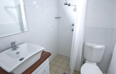 City Crown Lodge - Accommodation Daintree 4