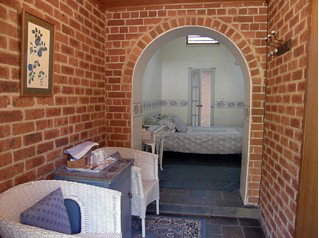 Araluen Old Courthouse - Accommodation Daintree 2