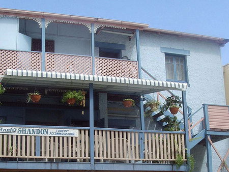 Annies Shandon Inn - Accommodation Daintree 0