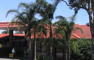 Bomaderry Motor Inn - Accommodation Daintree 1