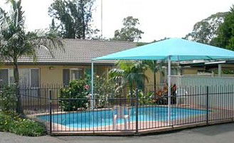 Flying Spur Motel - Accommodation Daintree 2