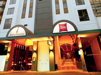 Hotel Ibis Melbourne - Accommodation Daintree 0