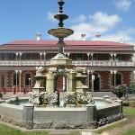 Jens Town Hall Hotel - Accommodation Daintree 2