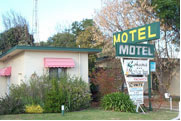 COHUNA MOTOR INN - Accommodation Daintree 0