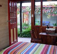 Red Poles - Accommodation Daintree