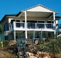Top Deck Cliff House - Accommodation Daintree