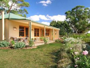 Hannah's Cottage - Accommodation Daintree 1