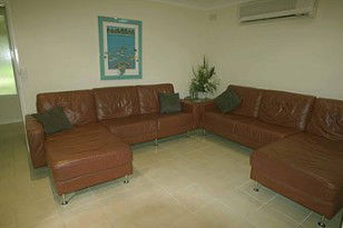 Ava Holiday Beach House - Accommodation Daintree 4