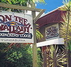 On the Wallaby Lodge - Accommodation Daintree