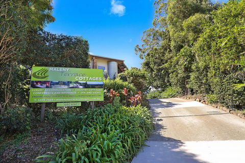 Maleny Views Cottage Resort - Accommodation Daintree 2