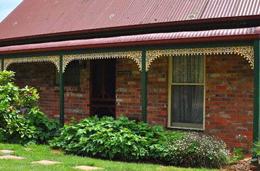 Killynaught Spa Cottages - Accommodation Daintree 3