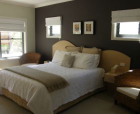 CeeSpray On Owen Bed And Breakfast - Accommodation Daintree 0