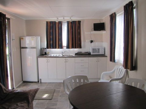 Palm Beach Caravan Park - Accommodation Daintree 2