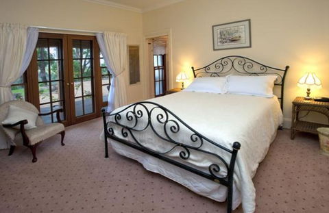Acacia House Bed And Breakfast - Accommodation Daintree 5
