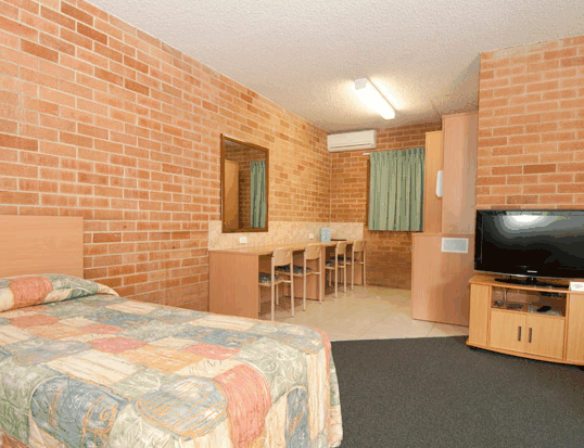 New Olympic Motel - Accommodation Daintree 1