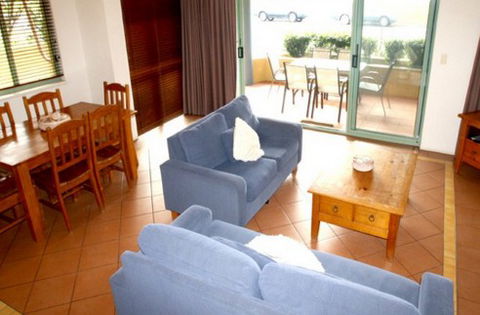 Airy Surfside Unit - Accommodation Daintree 1