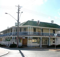 Imperial Hotel Bombala - Accommodation Daintree