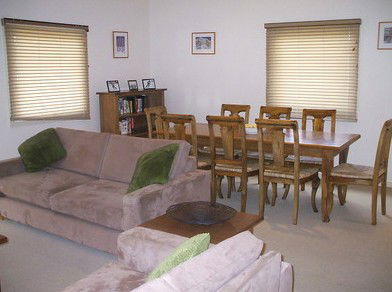 Snowbound Chalets - Accommodation Daintree 3