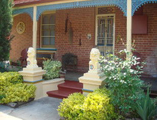 Tumut Accommodation Sefton House - Accommodation Daintree 1