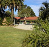 Jolly Swagman Holbrook Motor Inn - Accommodation Daintree