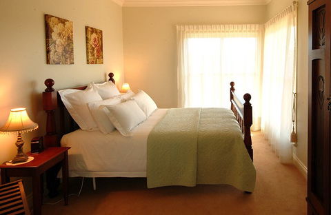 Blue Ridge Manor Bed And Breakfast - Accommodation Daintree 3