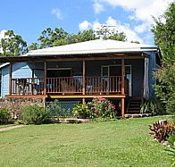 Blue House Family Accommodation - Accommodation Daintree