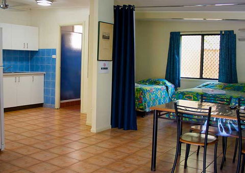 Adobe Motel - Accommodation Daintree 4