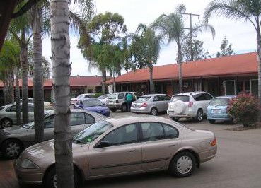 Bronco Motor Inn - Accommodation Daintree 1