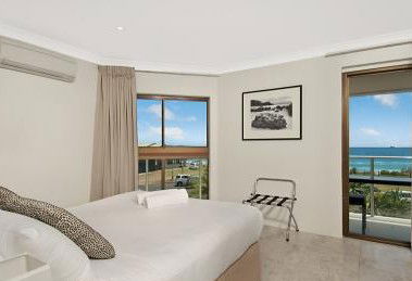 Bayview Beachfront Apartments - Accommodation Daintree 1