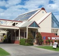 Riverboat Lodge Motor Inn - Accommodation Daintree