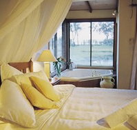 Lake Weyba Cottages - Accommodation Daintree