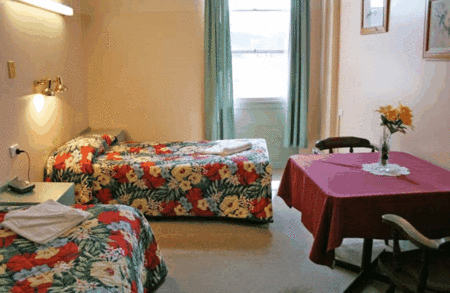 Royal Centrepoint Motel - Accommodation Daintree