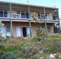 The Dog And Cockle Beach House - Accommodation Daintree