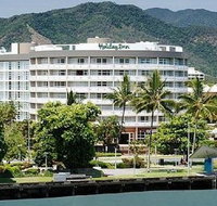Holiday Inn Cairns - Accommodation Daintree