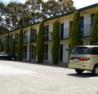 Mulgrave Court Motor Inn - Accommodation Daintree