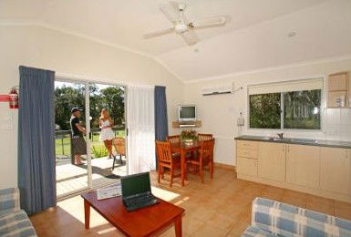 Anna Bay NSW Accommodation Daintree