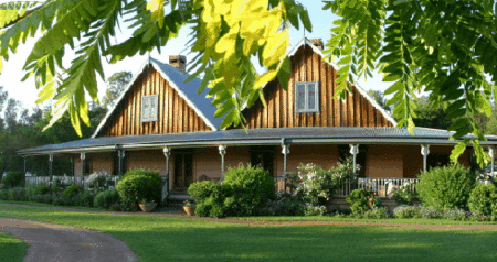 Carriages Country House - Accommodation Daintree