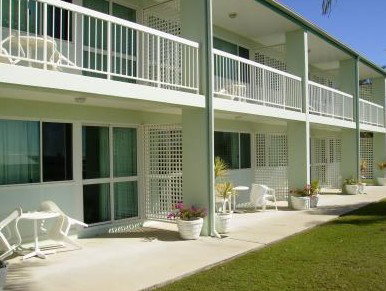 Reef Adventureland Motor Inn - Accommodation Daintree 3