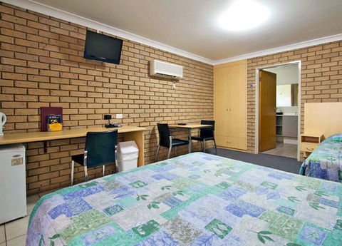 Sunray Motor Inn Toowoomba - Accommodation Daintree 0