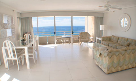 Zenith Apartments - Accommodation Daintree 2