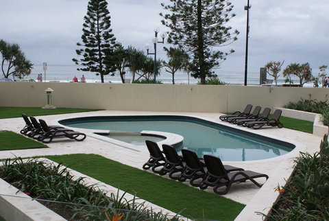 Zenith Apartments - Accommodation Daintree 3