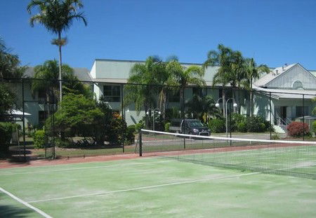 Moby Dick Waterfront Resort Motel - Accommodation Daintree 3