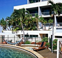 Cairns Sunshine Tower Hotel - Accommodation Daintree