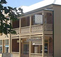 Cobb  Co Court Boutique Hotel - Accommodation Daintree