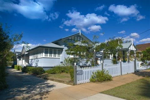 Elindale House Bed & Breakfast - Accommodation Daintree 0