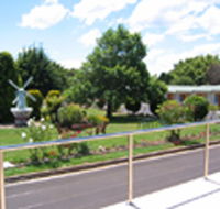 Golden Chain Beachway Motel and Restaurant - Accommodation Daintree