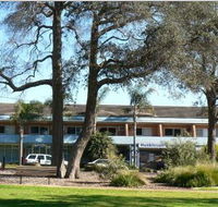 Huskisson Beach Motel - Accommodation Daintree