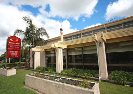 Econo Lodge Limestone Coast - Accommodation Daintree 0